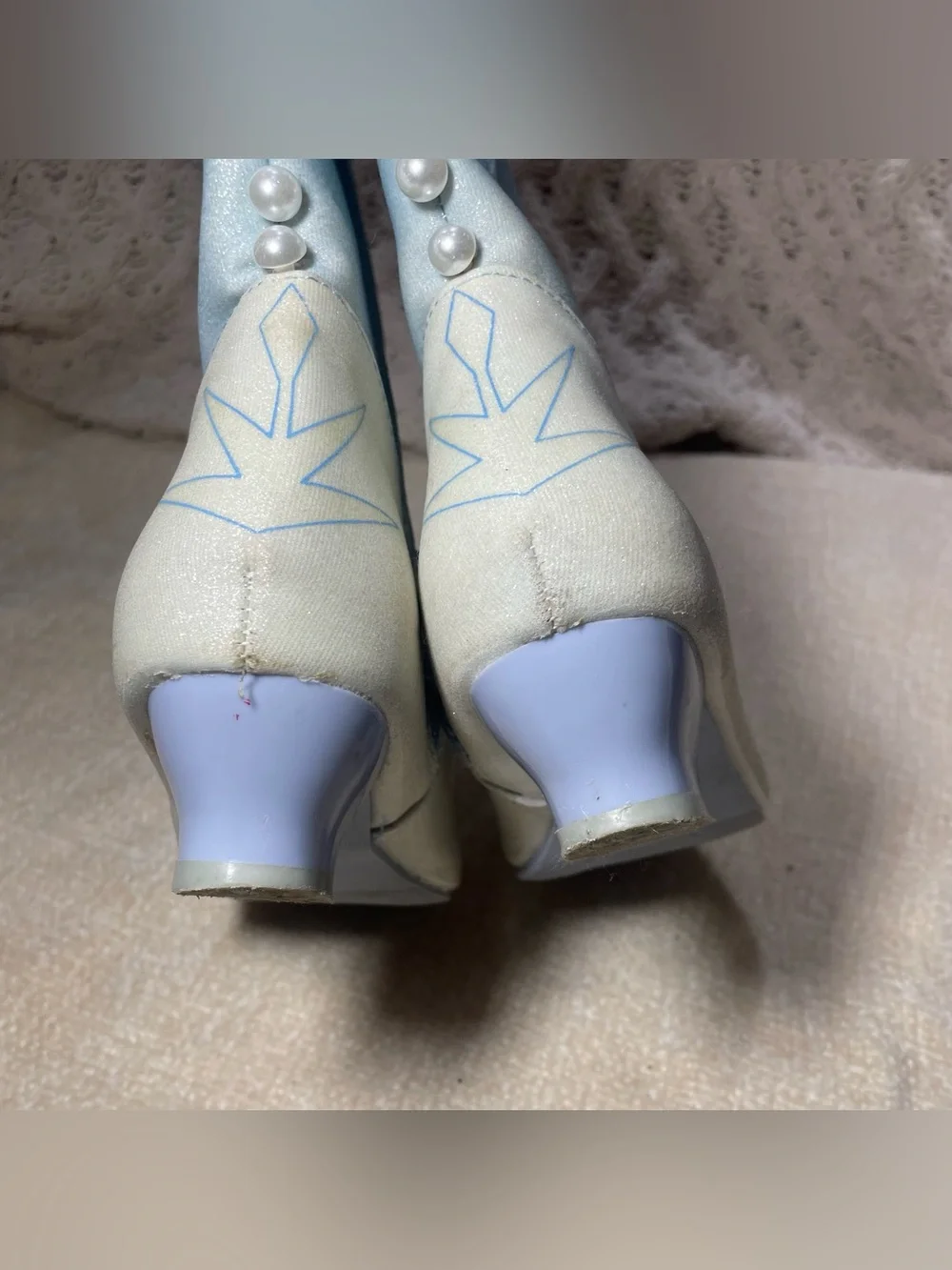 Disney Elsa Light Blue Glitter Snowflake Girl Boots size 13-1